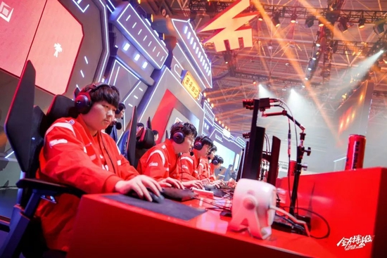 名运动员参 名运动员参